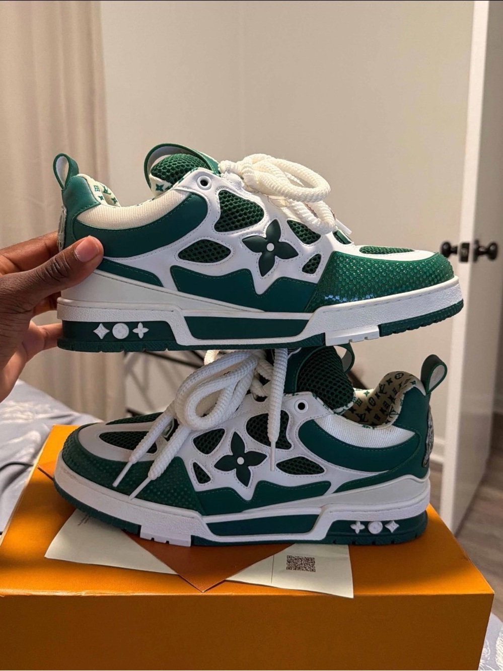 Louis Vuitton Green and White Kids Low-Top Sneakers with Monogram Flower